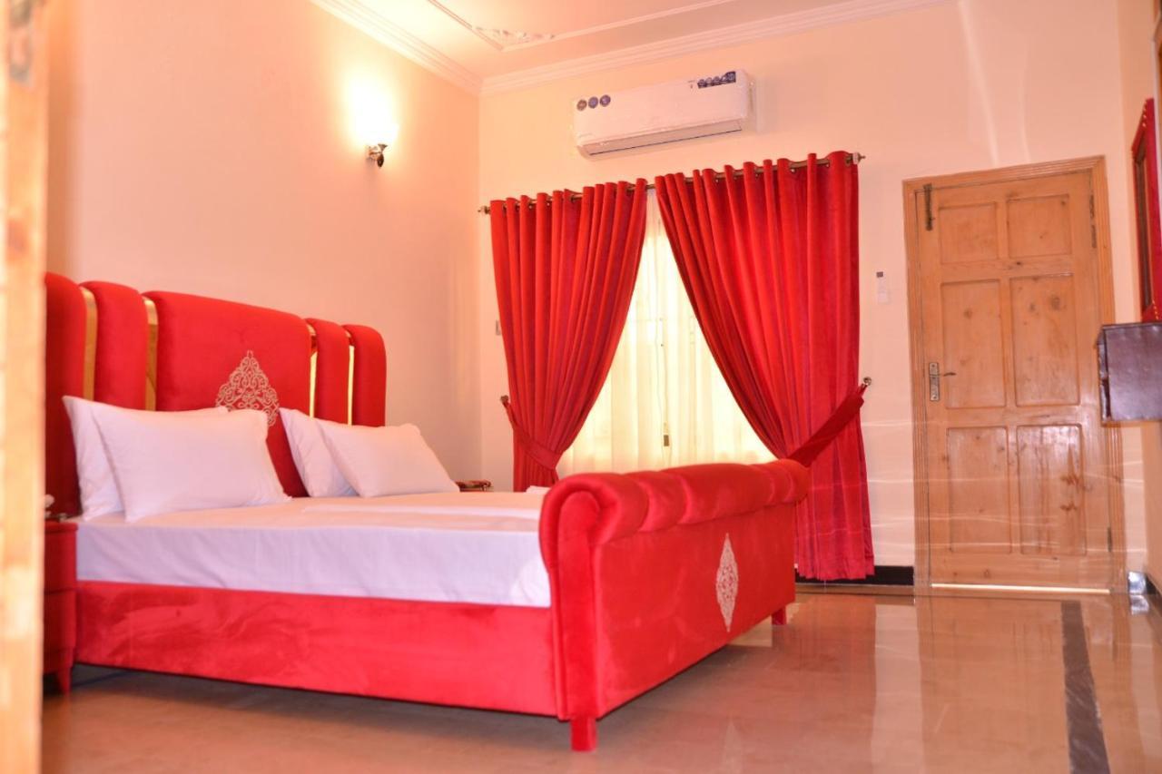 Redbury Guesthouse Ісламабад Екстер'єр фото