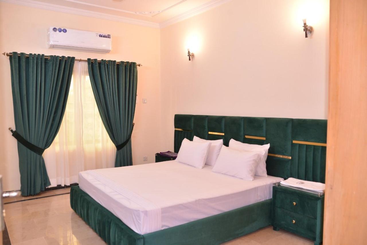 Redbury Guesthouse Ісламабад Екстер'єр фото